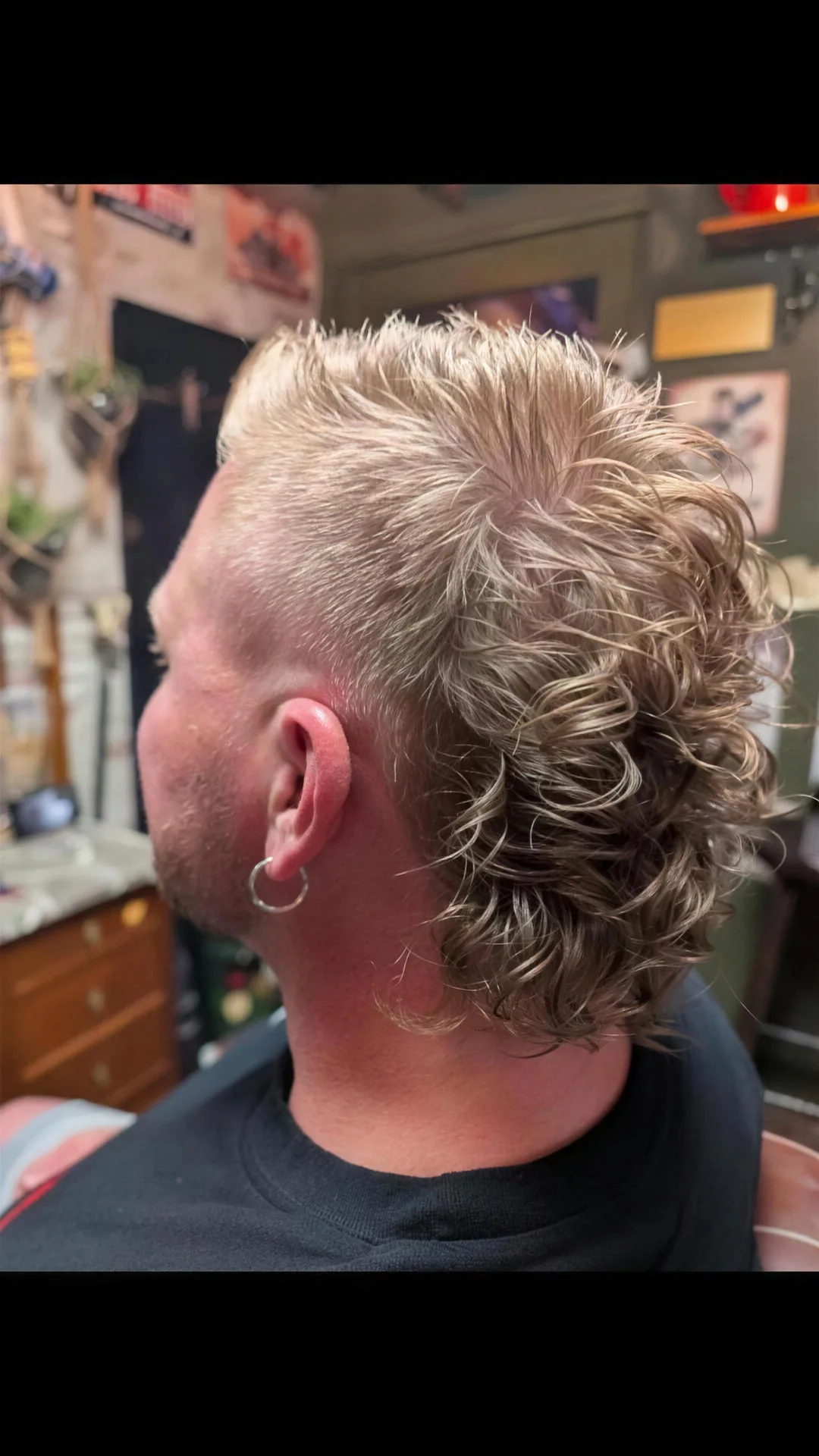 Strakke fade met textuur, geknipt door Bas